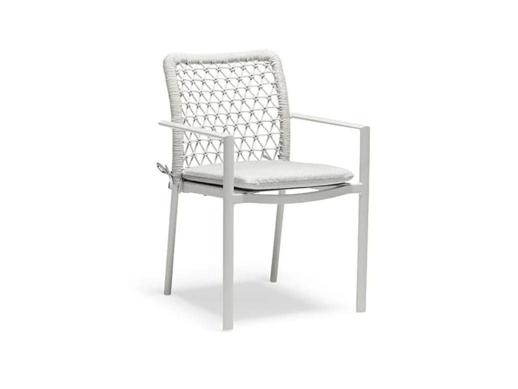CLUB  DINING CHAIR