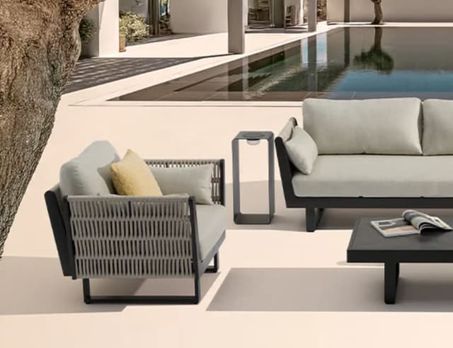 BREEZE ARMCHAIR imagen 1